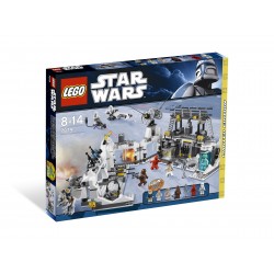 Lego Star Wars 7879 - la Base Echo de la planète Hoth (La Petite Brique)