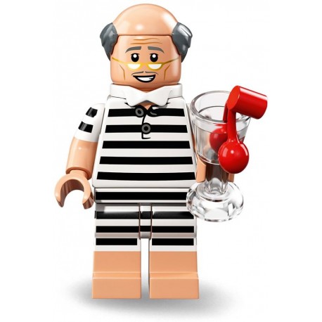 LEGO Minifig - Alfred Pennyworth en vacances