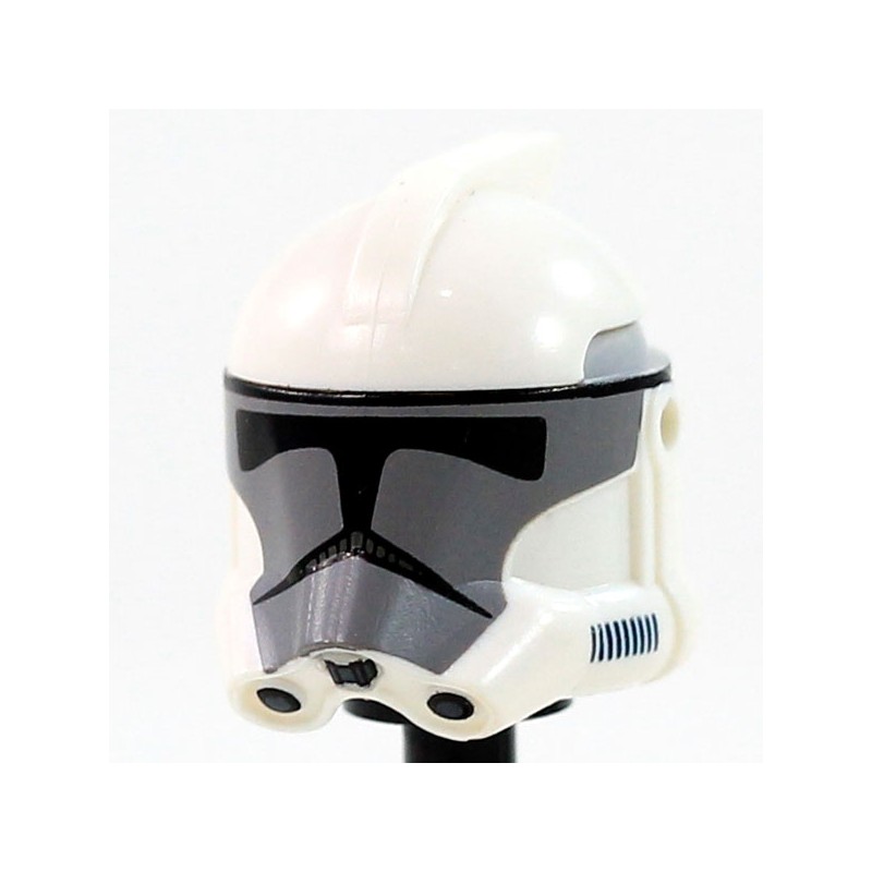 Comparing the new LEGO Clone Trooper minifigure helmets